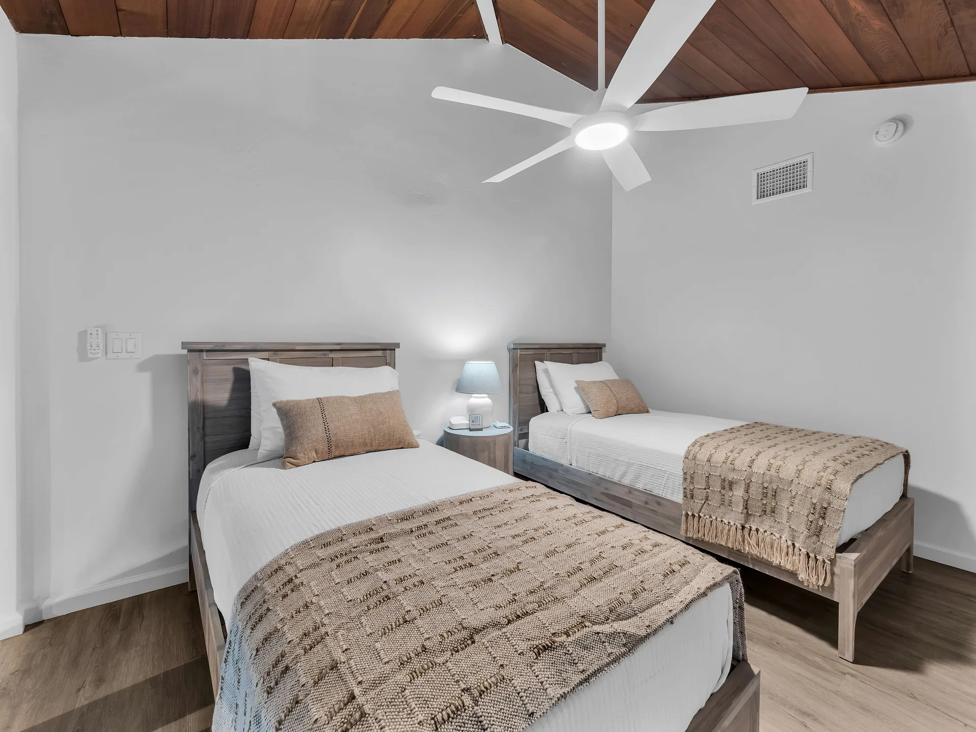 Loft bedroom with twin beds