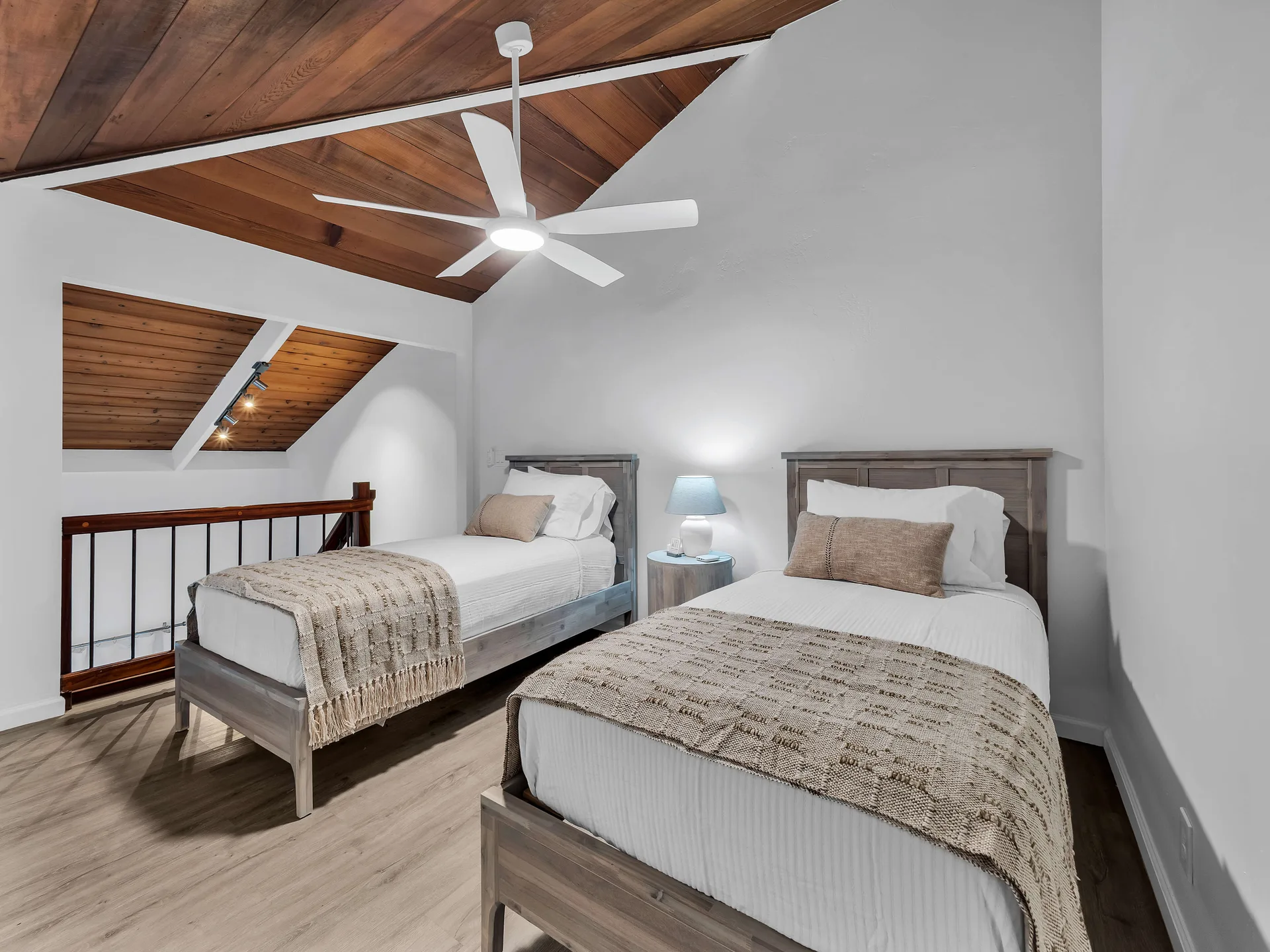 Loft bedroom with twin beds