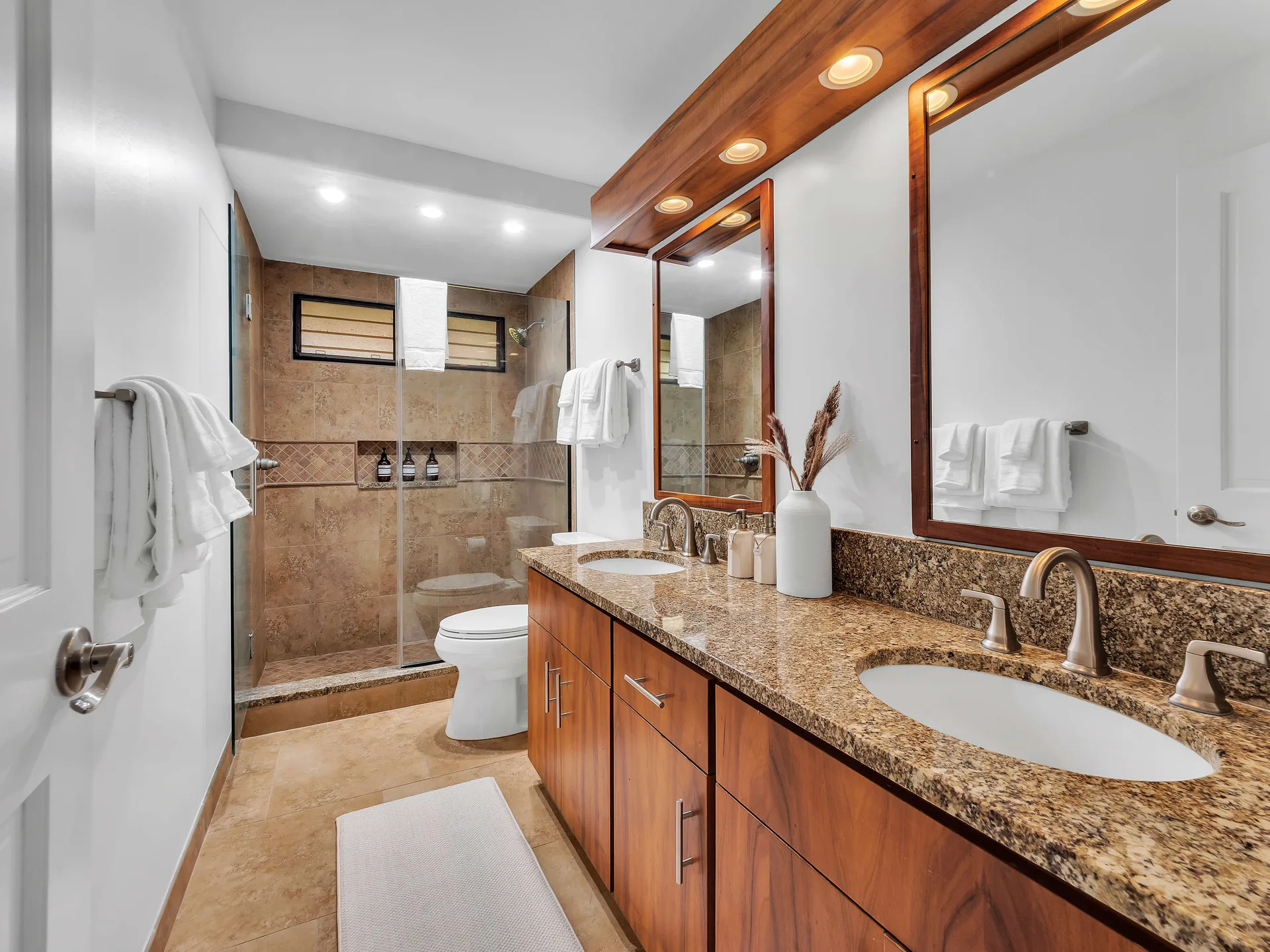 Second bathroom with granite countertop