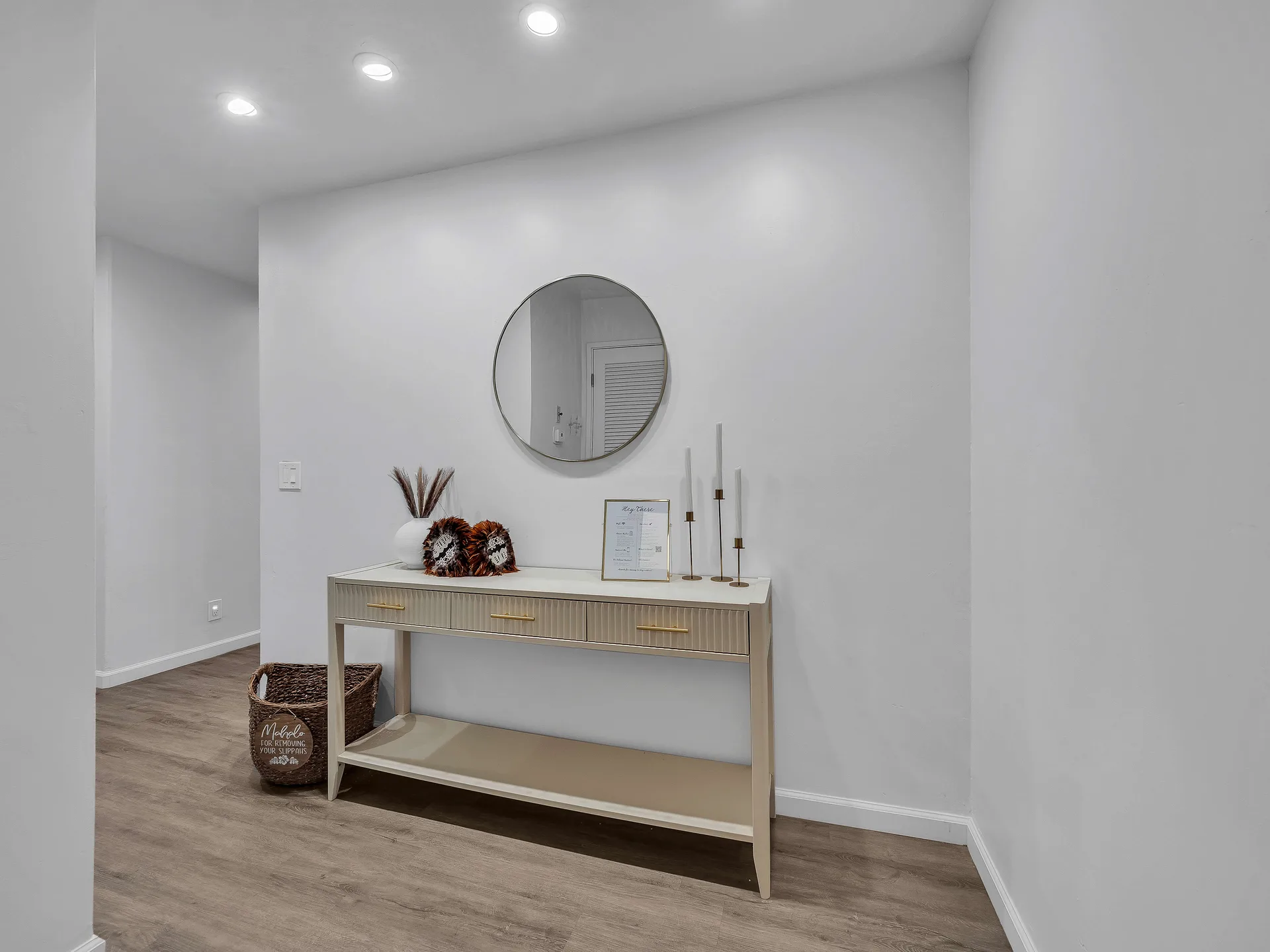 Entry console table with mirror