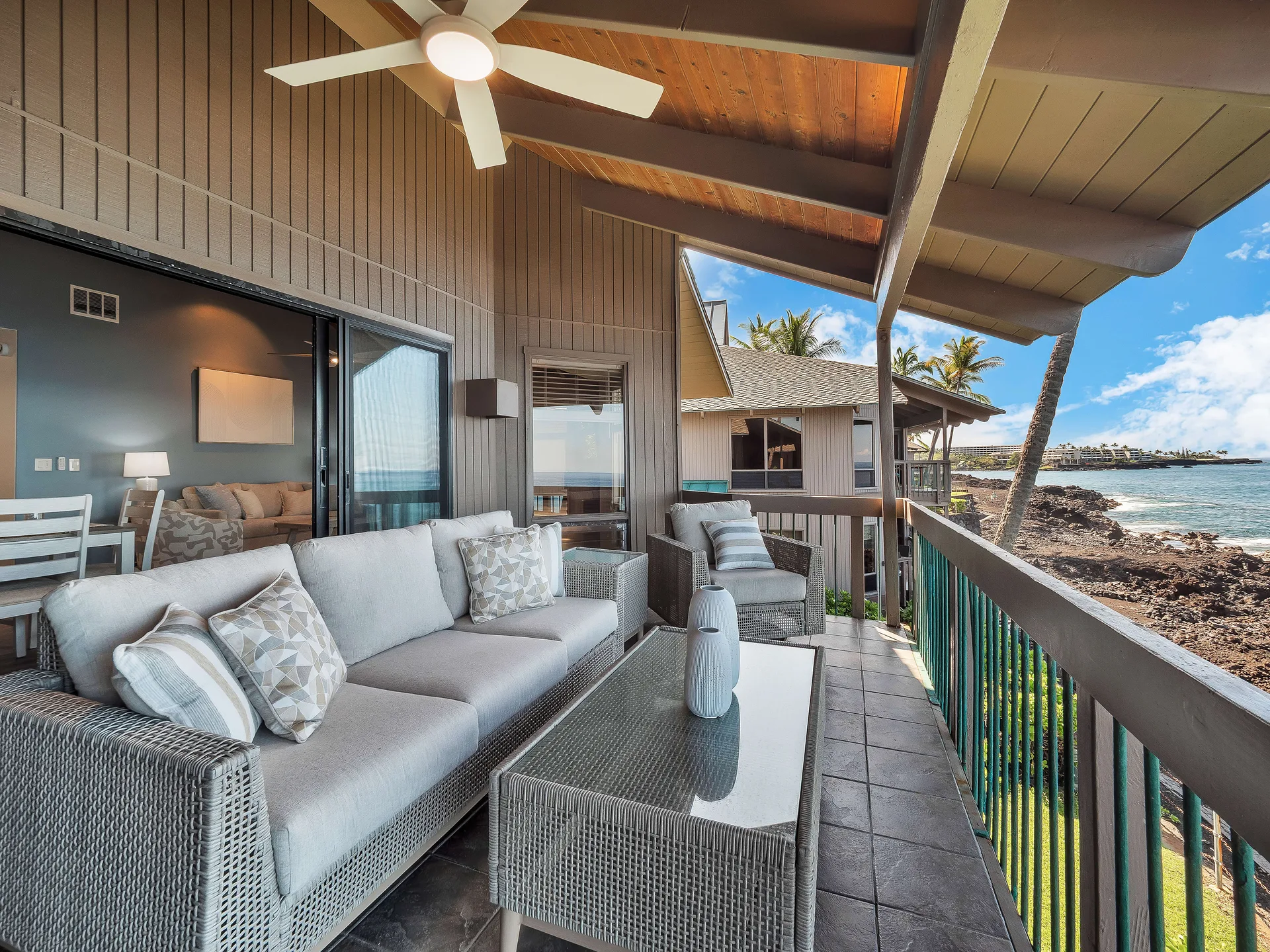 Wraparound lanai overlooking the Kona coast